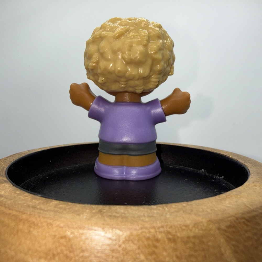 Fisher Price Little People African American Blonde Soccer Boy - Picture 3 of 4